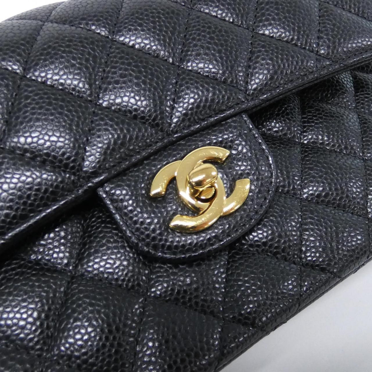 Chanel Caviar Skin Shoulder Bag