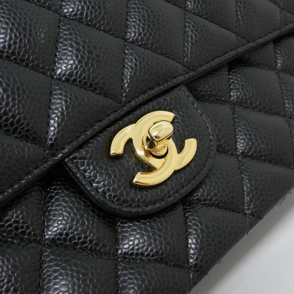 Chanel Caviar Skin Shoulder Bag