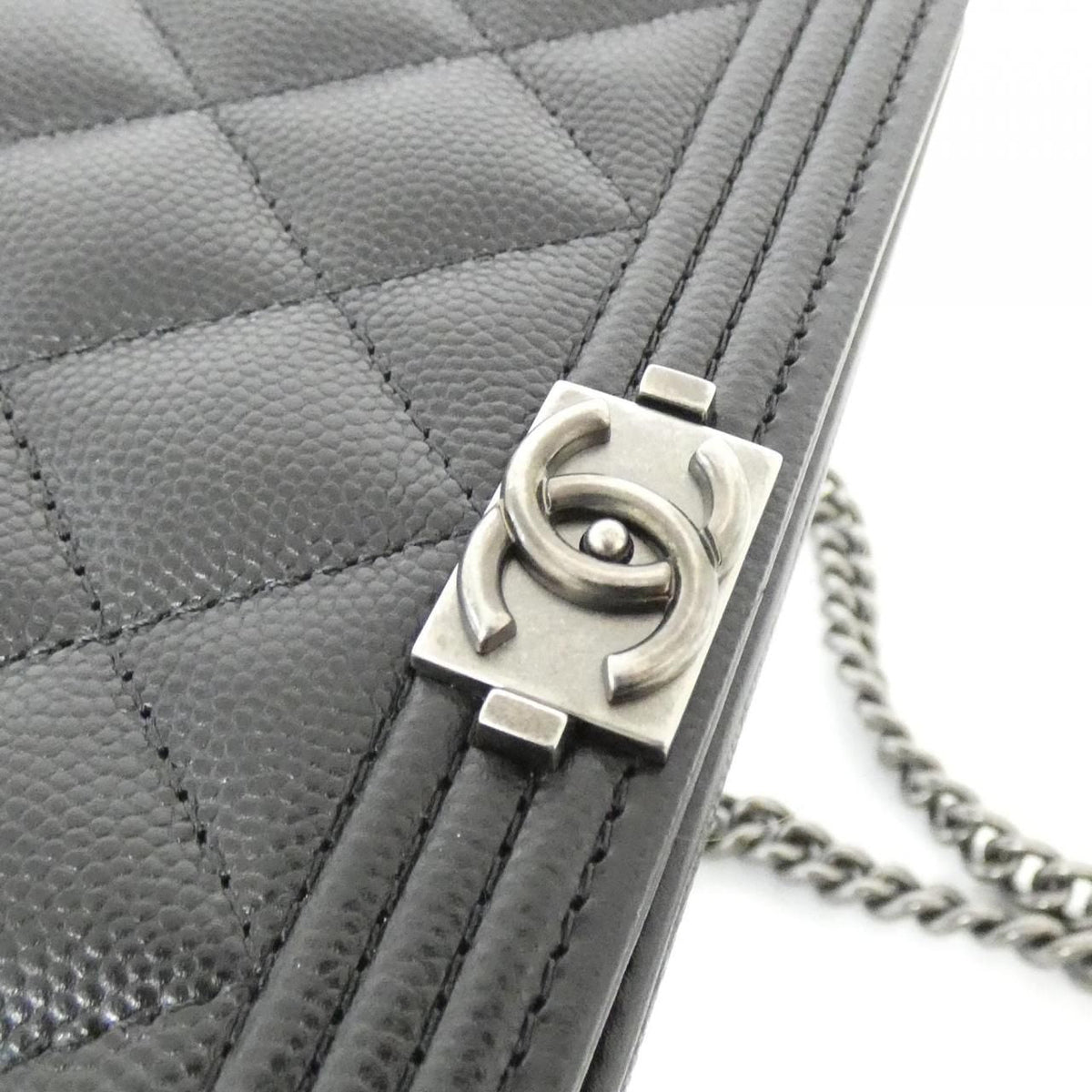 Chanel Boy Chanel Caviar Skin Chain Wallet