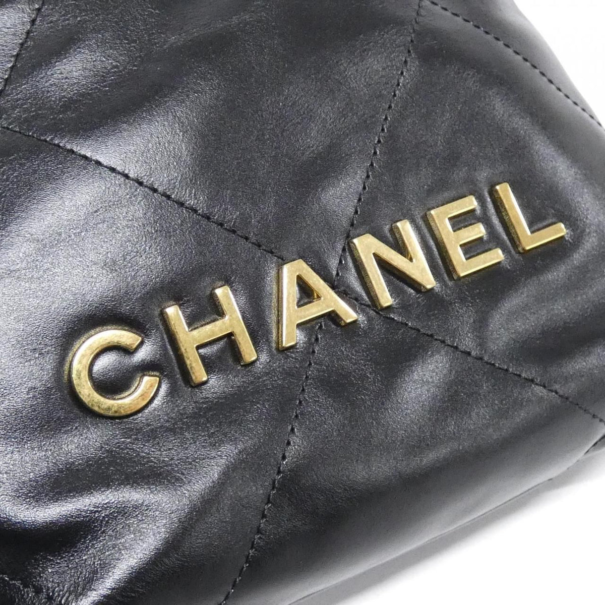 Chanel Chanel 22 Calf Shoulder Bag
