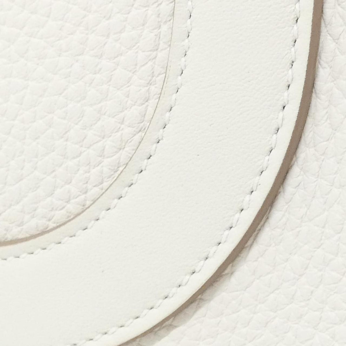Hermes In The Loop 18cm Clemence Swift Shoulder Bag