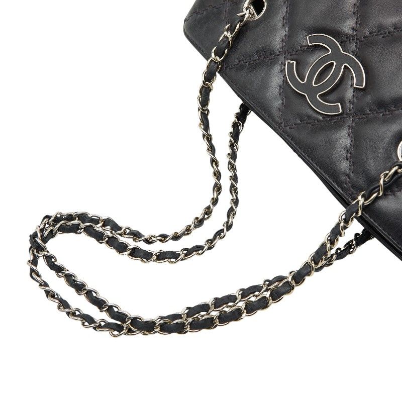Chanel Hamptons Ultra Stitch Lambskin Chain Tote Bag