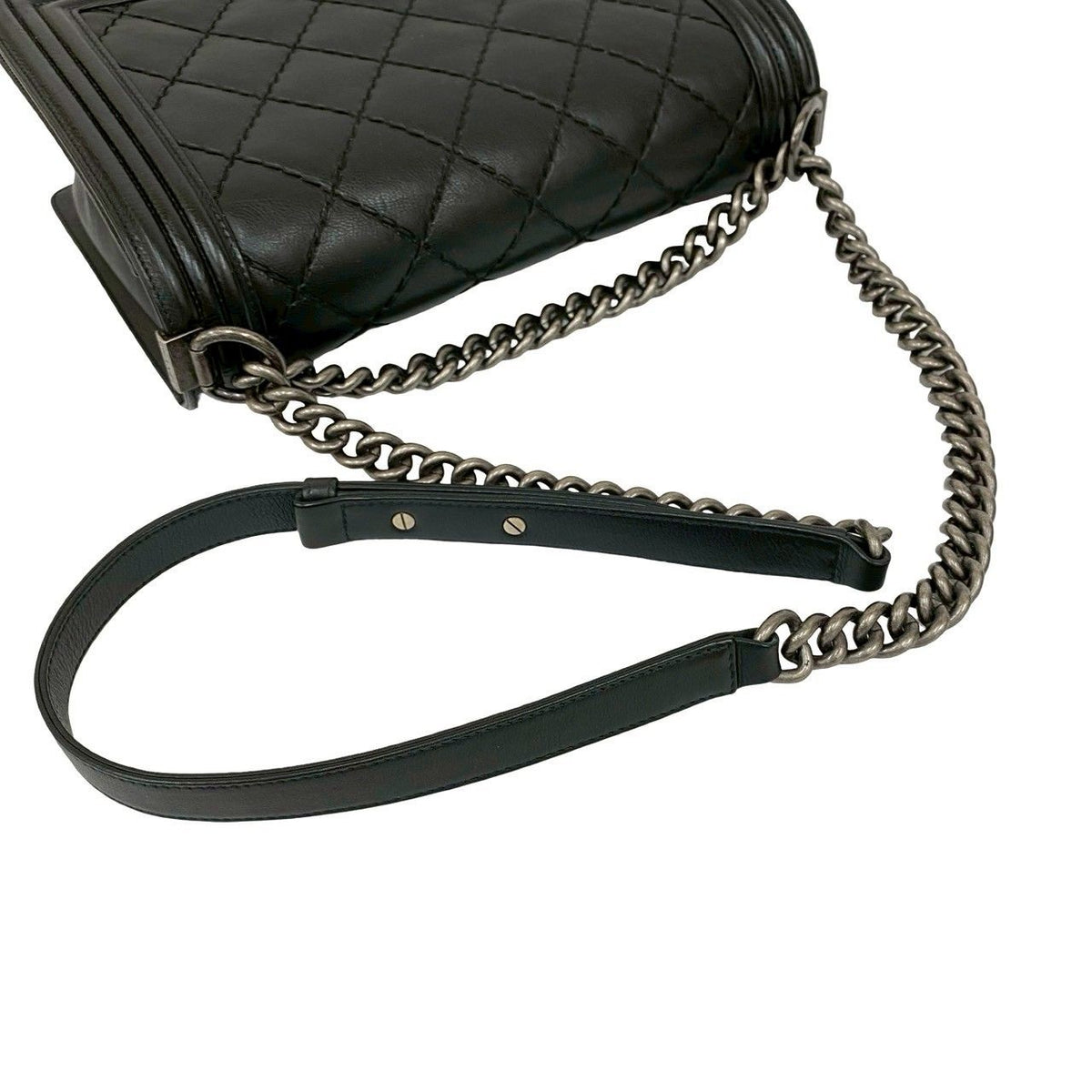 Chanel Boy Chanel Leather Shoulder Bag