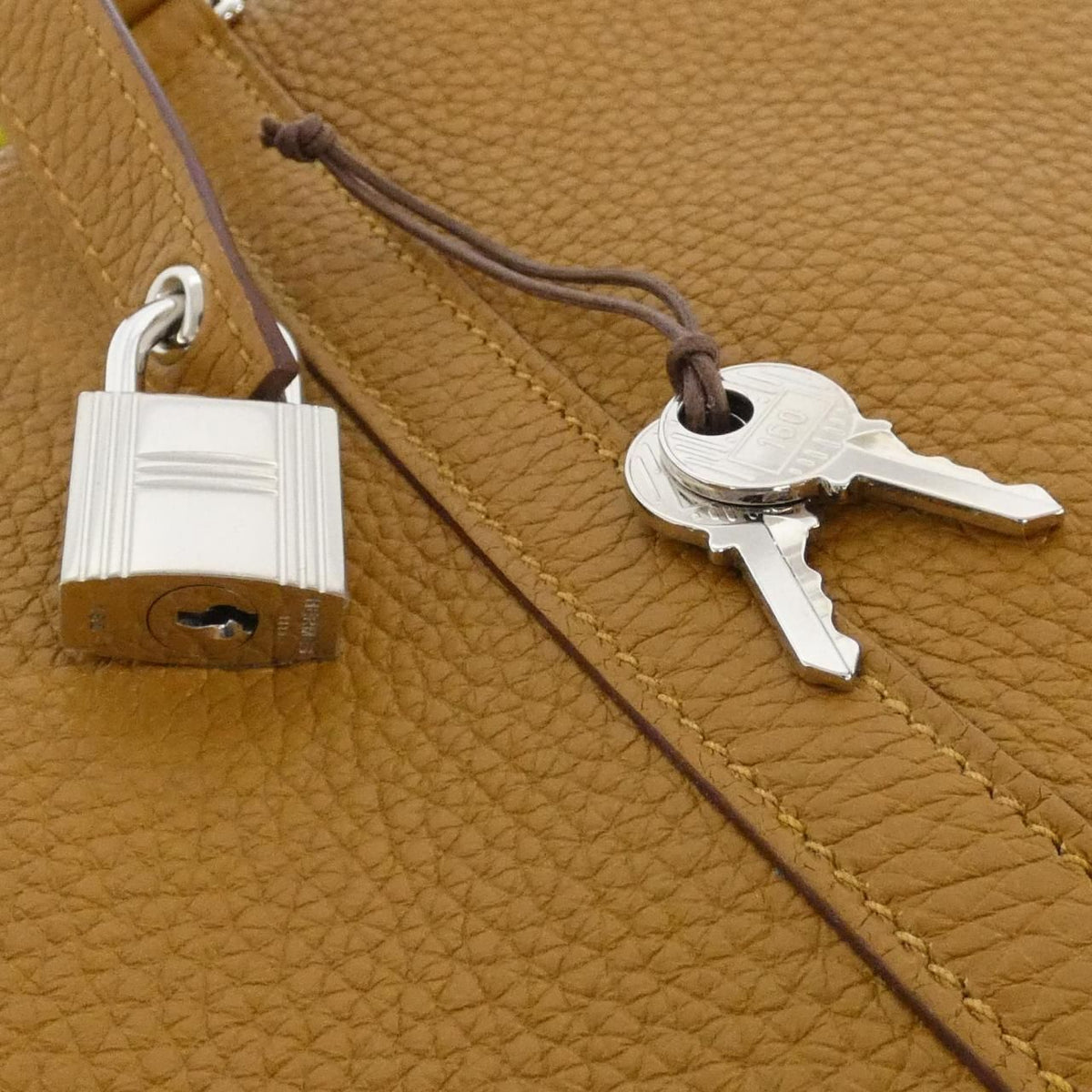 Hermes Picotin Lock Eclat MM Taurillon Clemence Swift Handbag