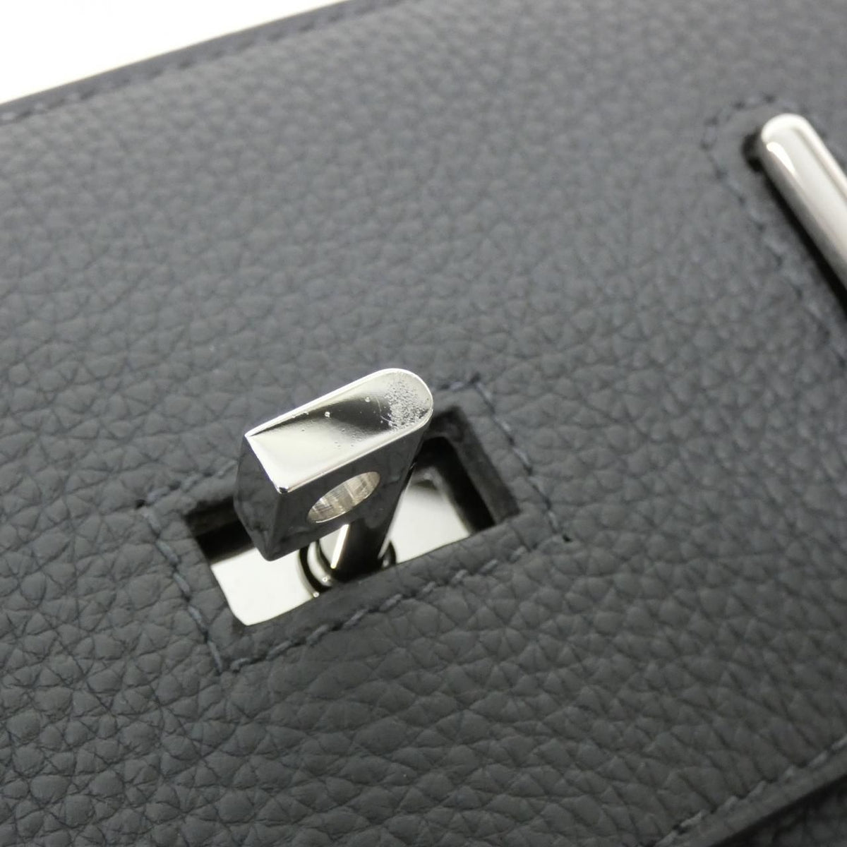 Hermes Accad PM Togo shoulder bag