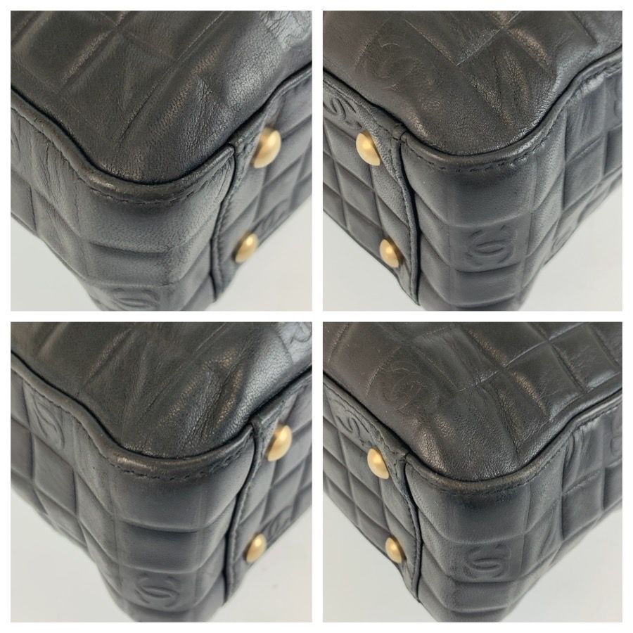 Chanel Chocolate Bar Leather Shoulder Bag