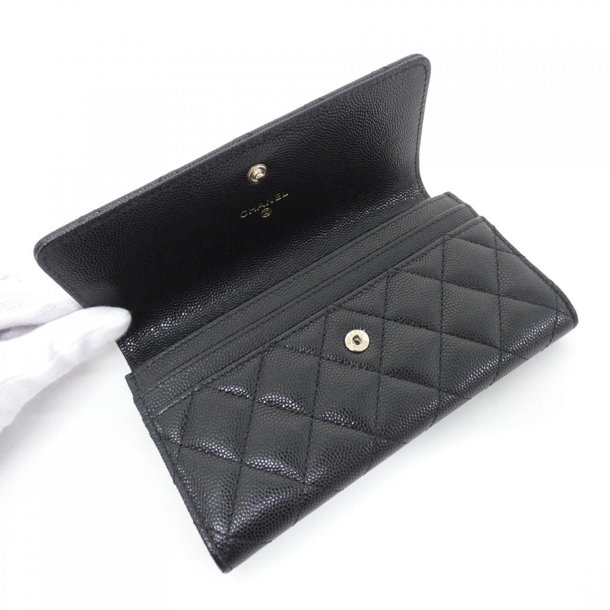 Chanel Caviar Skin Bifold Wallet