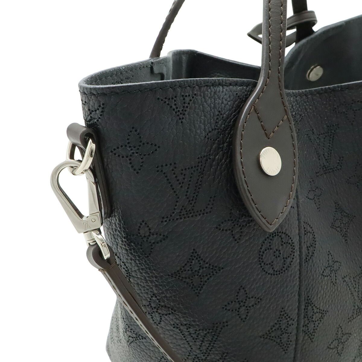 Louis Vuitton Mahina Handbag