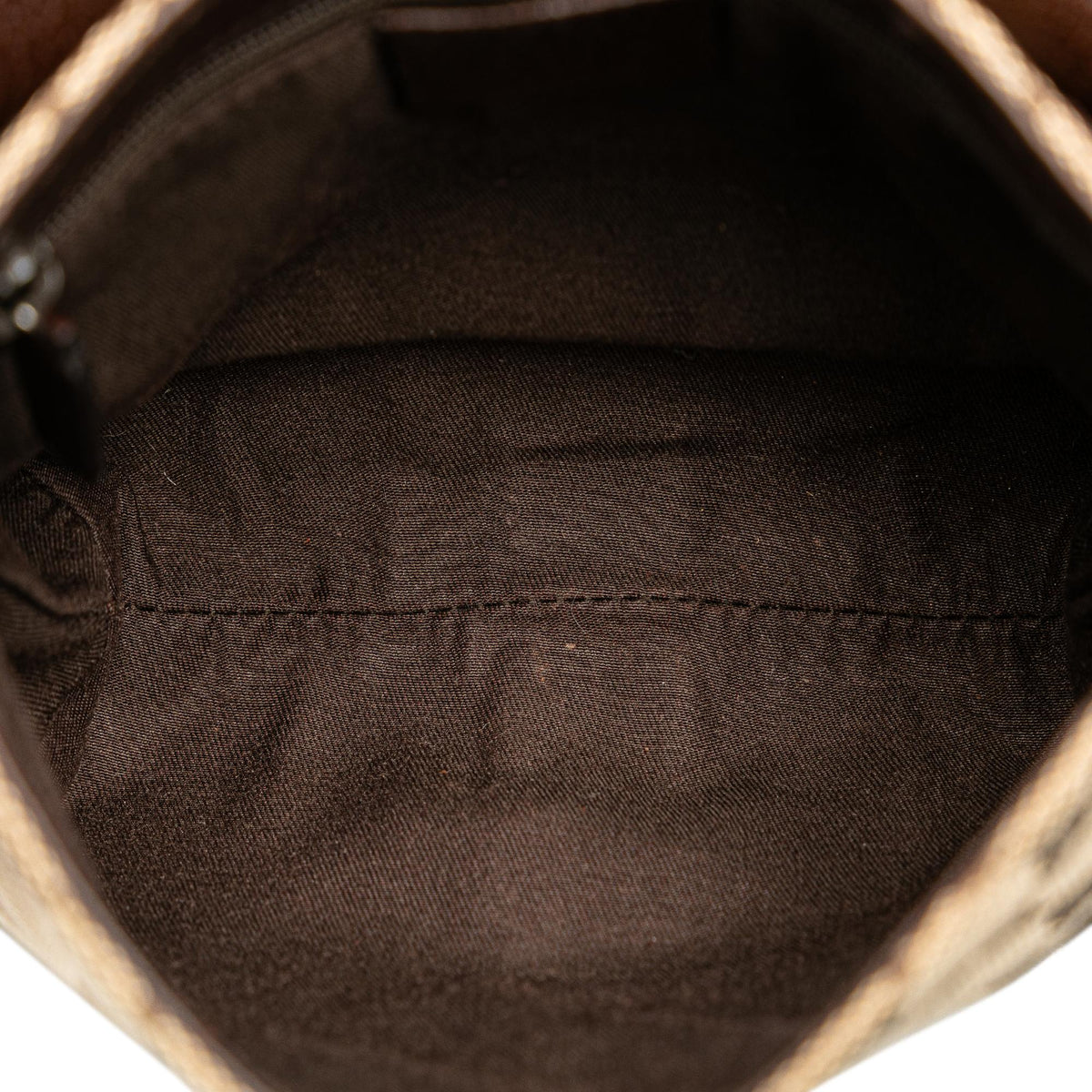 Gucci GG Canvas Belt Bag (SHG-6uYDX9)