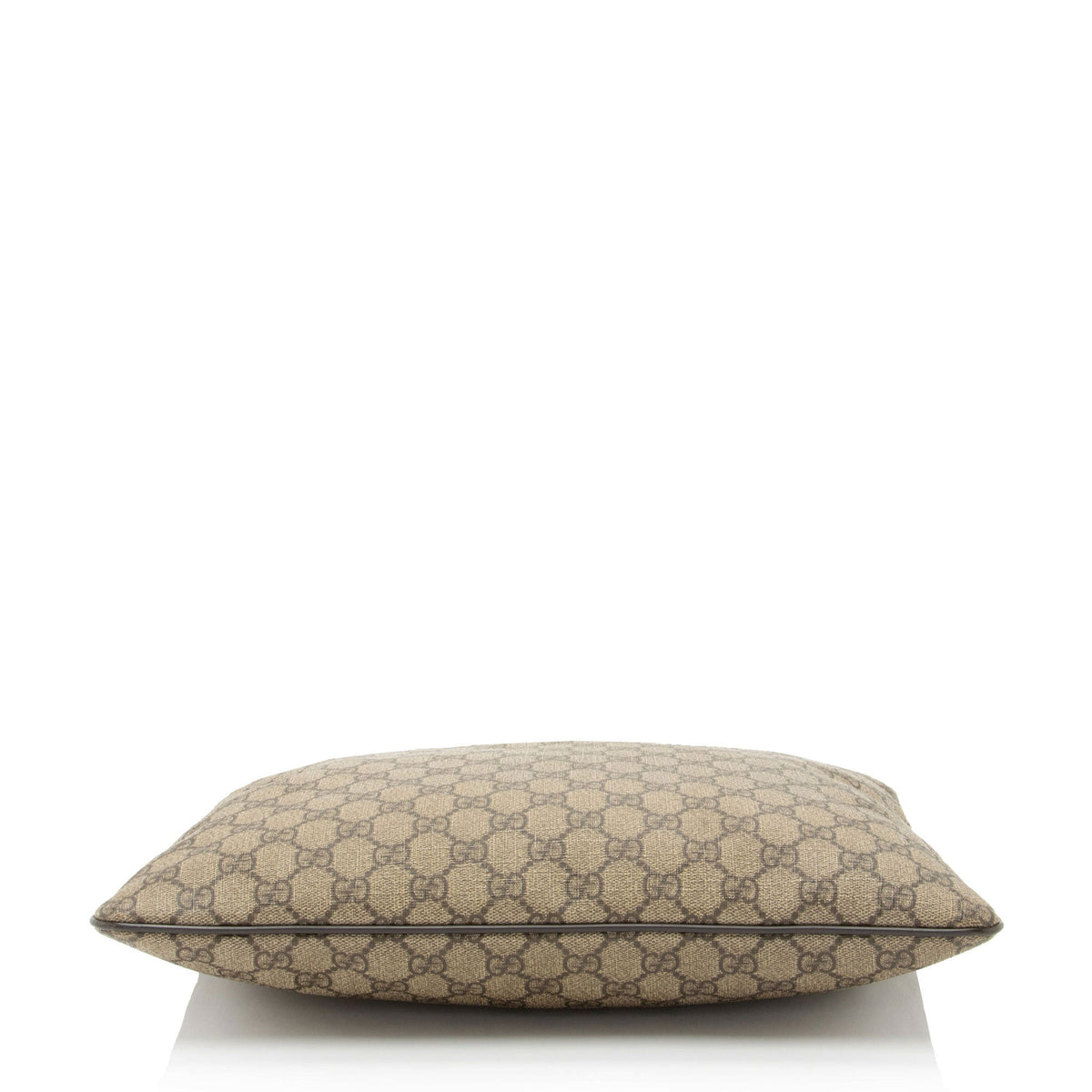 Gucci GG Supreme Classic Flat Medium Messenger