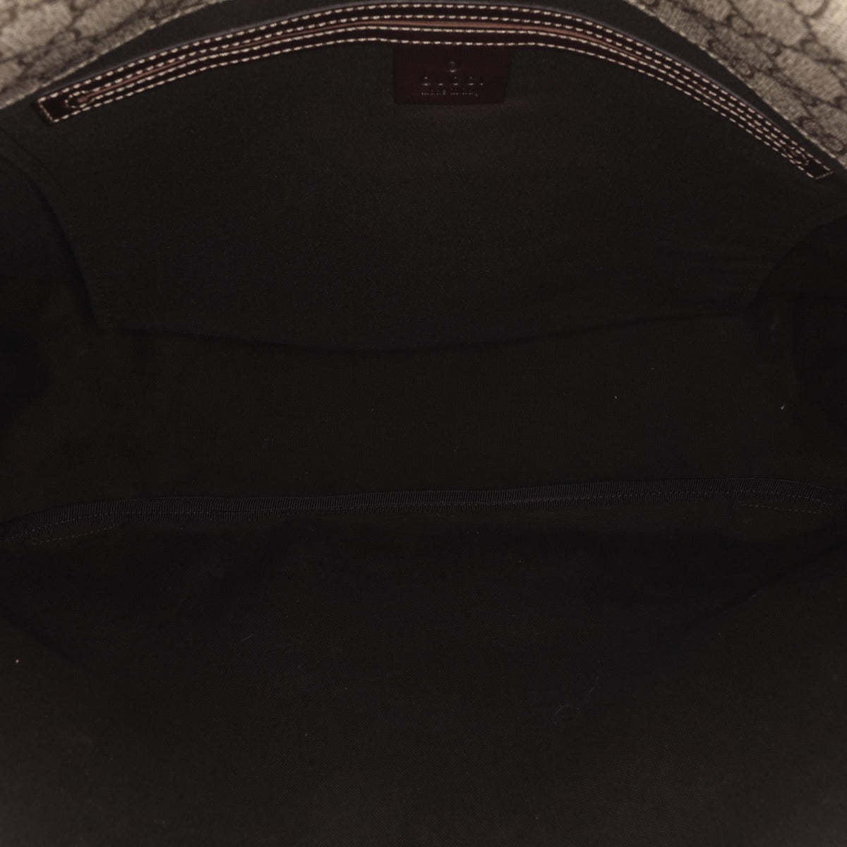 Gucci GG Supreme Messenger Bag