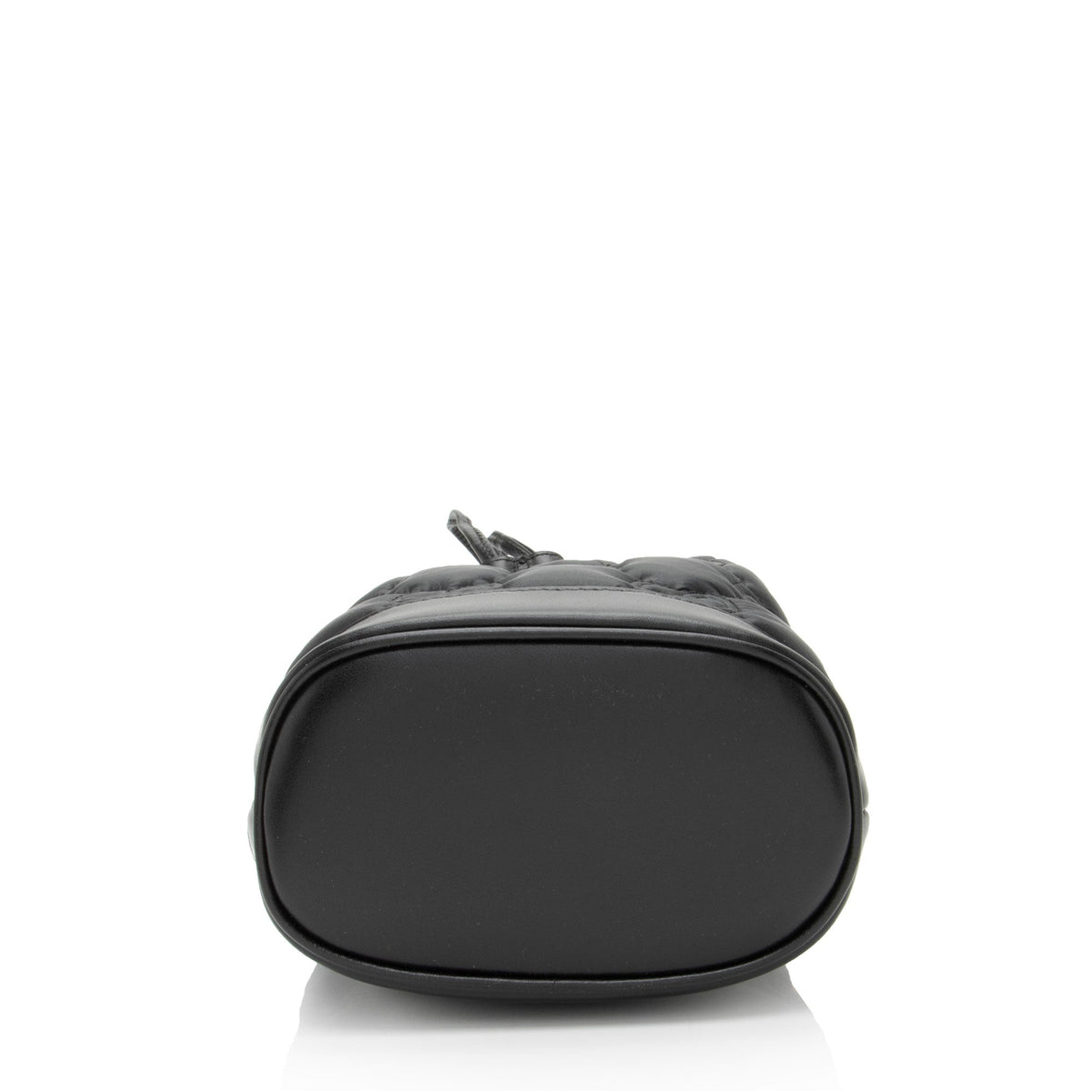 Gucci Jumbo GG Matelasse Leather Bucket Bag