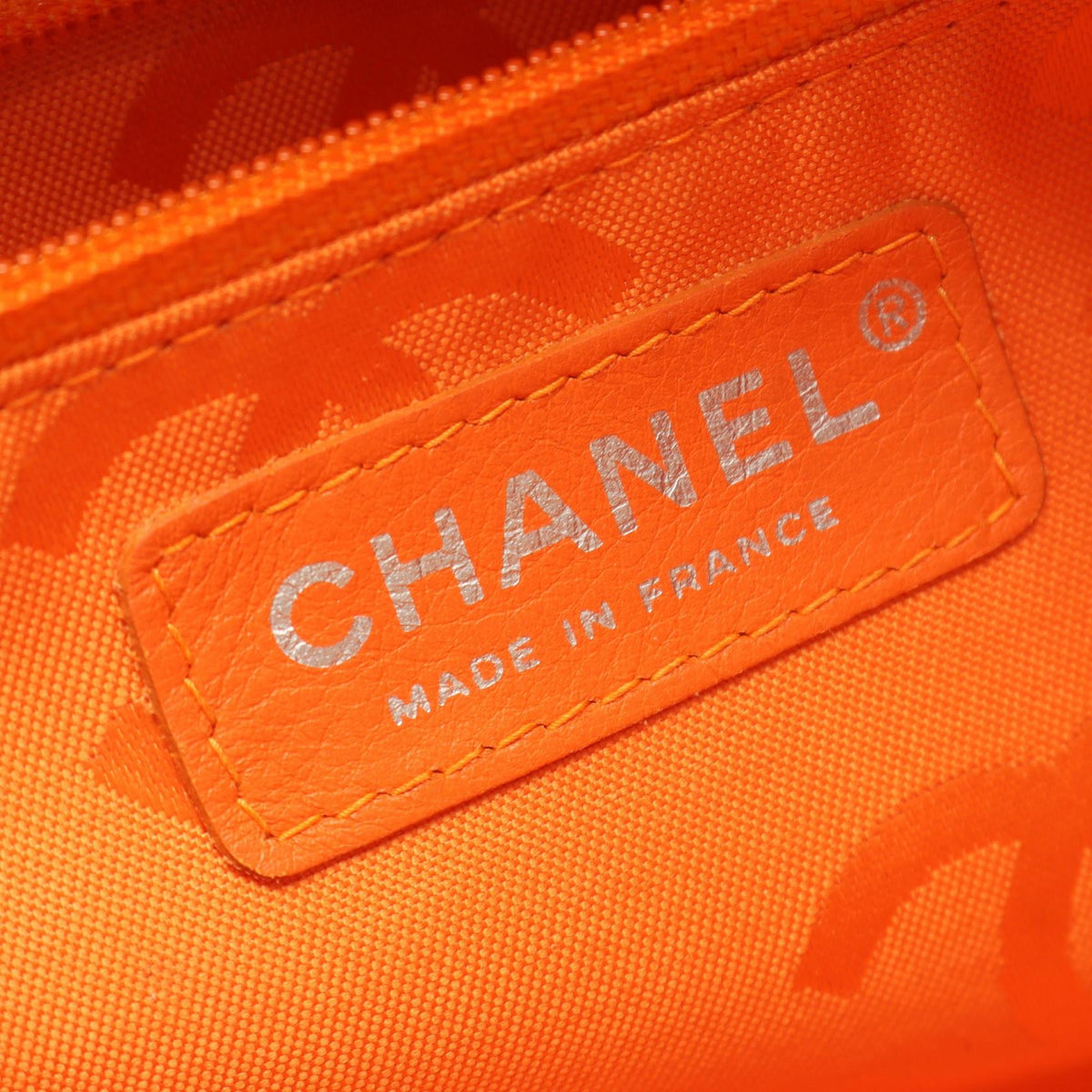 CHANEL Beige Cambon line bowling bag leather�Patent leather 2101219620237