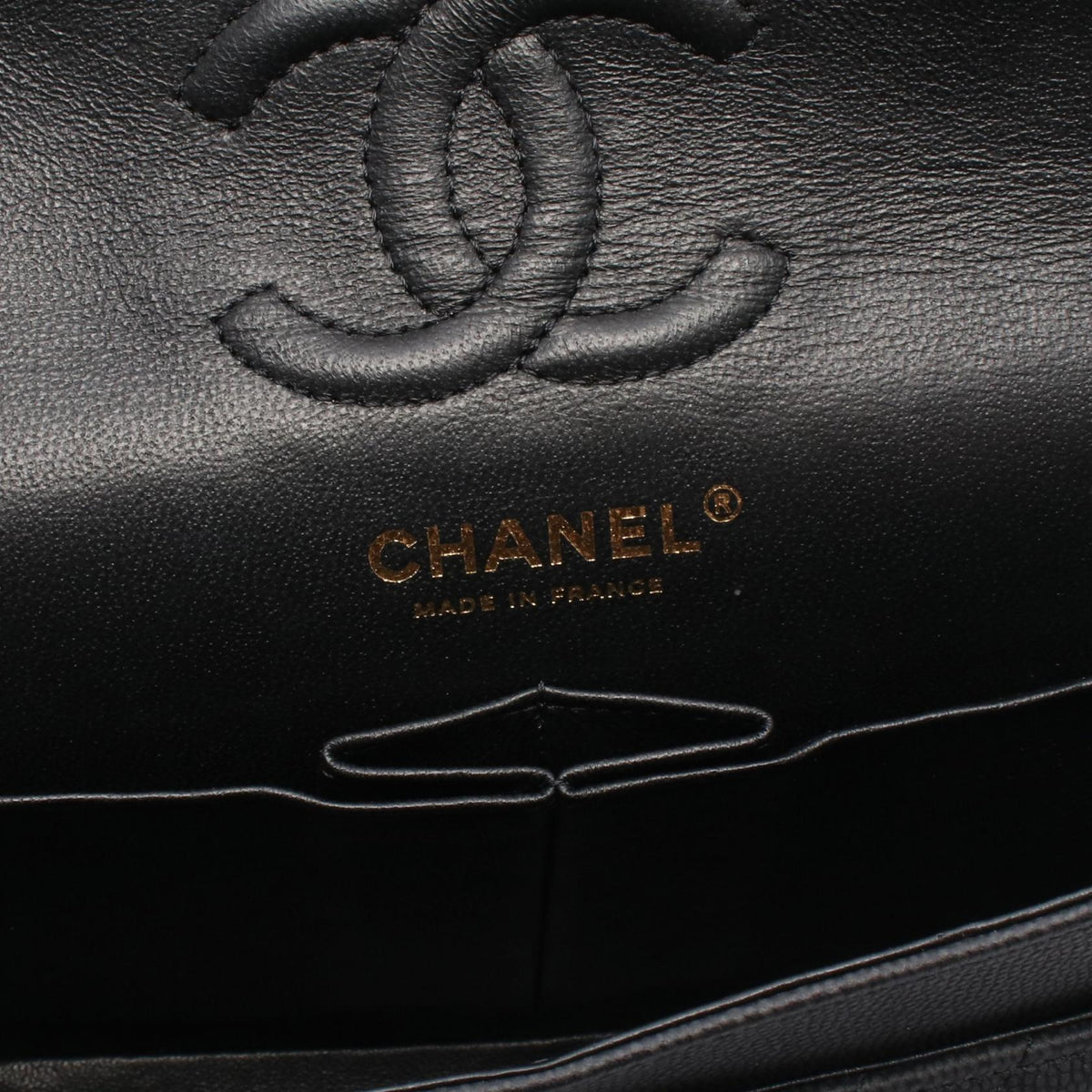 CHANEL Black Chevron V-stitch W-flap Grained Calfskin leather A01113 2106800639827