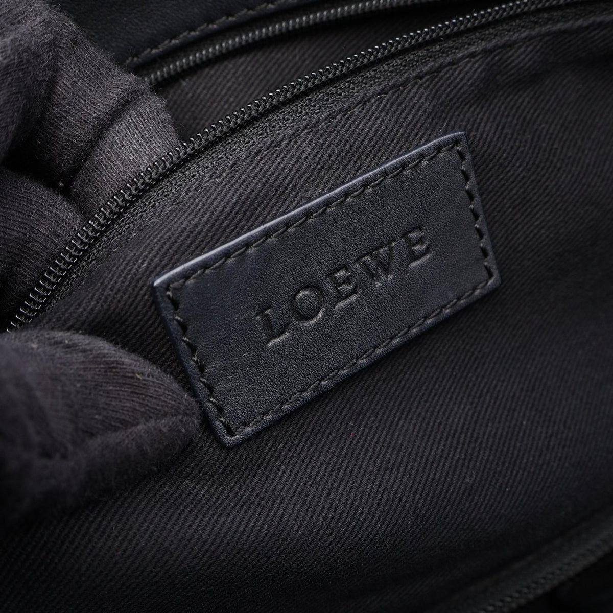 LOEWE Crown Logo Tote Bag Black leather 2101220103651