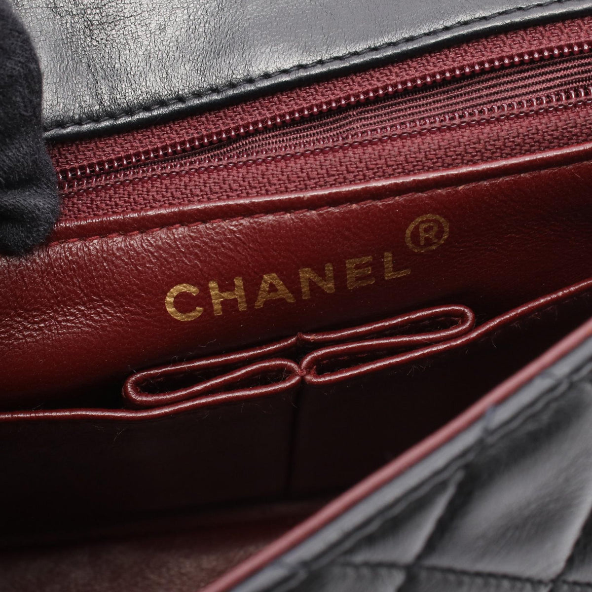 CHANEL Black Mini Matelasse 20 Lambskin (sheep leather) 2101220036607