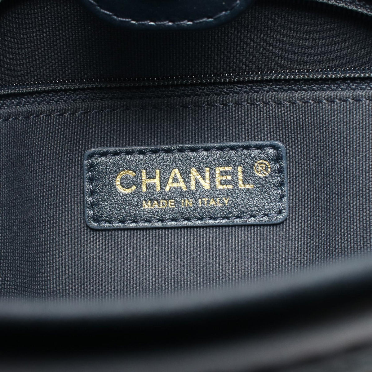 CHANEL Blue Matelasse Hobo denim�leather AS4532 2101220002541