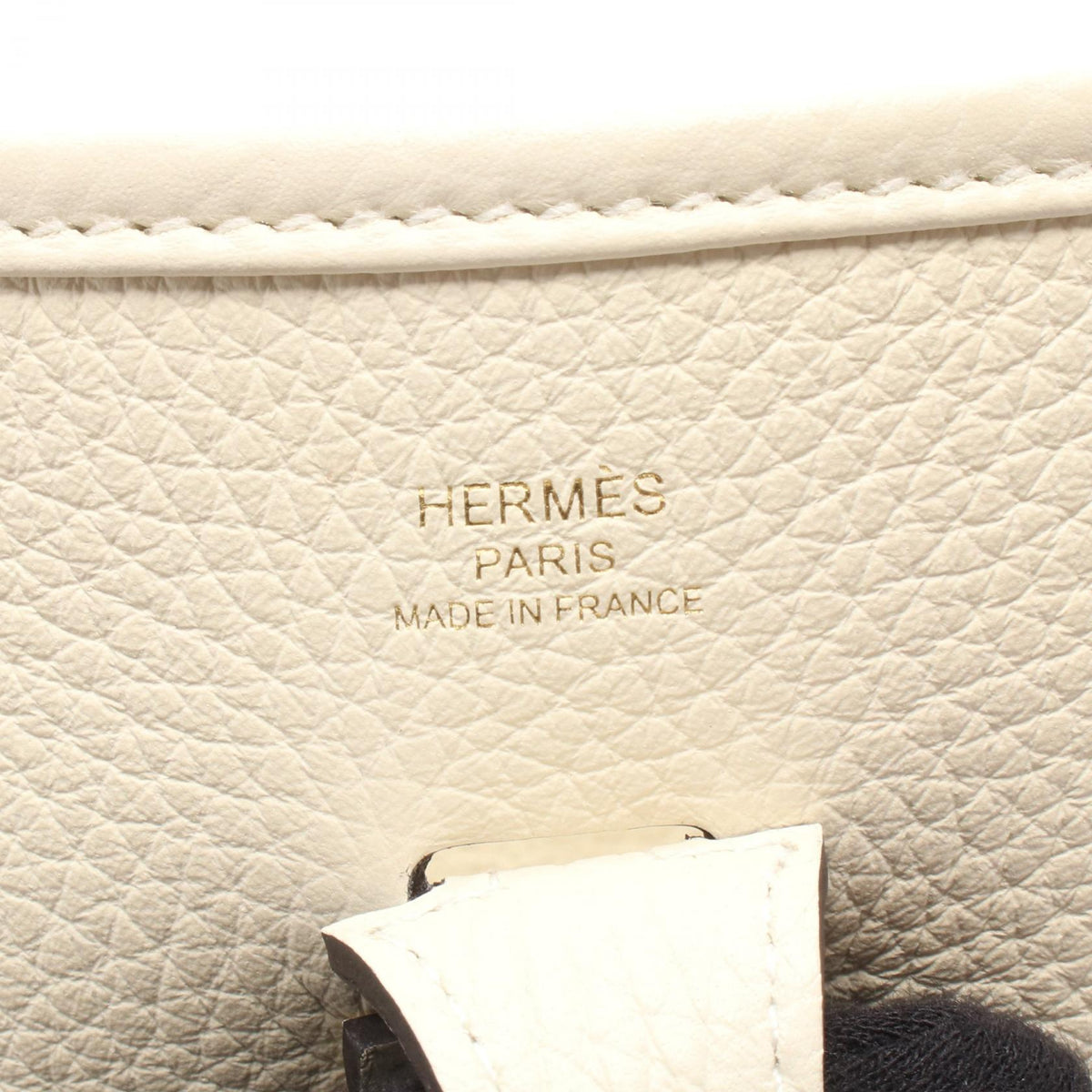 HERMES Evelyne23 complaint Shoulder Bag White Taurillon Clemence leather 2104102521987