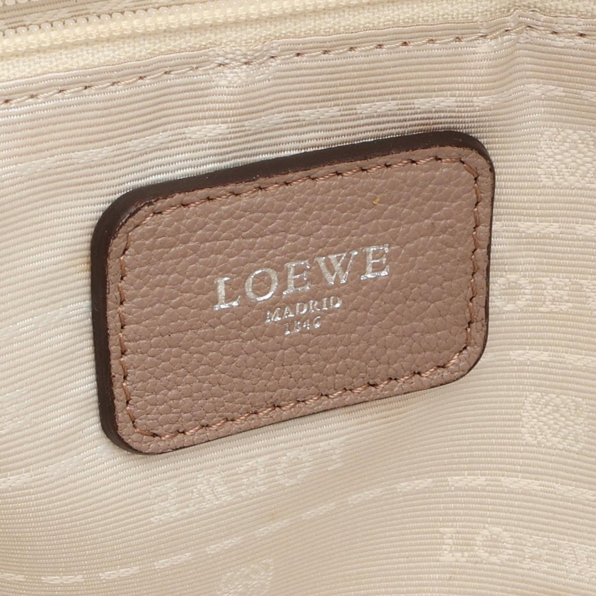 LOEWE Amazona 36 Handbag Beige leather 2101219885582