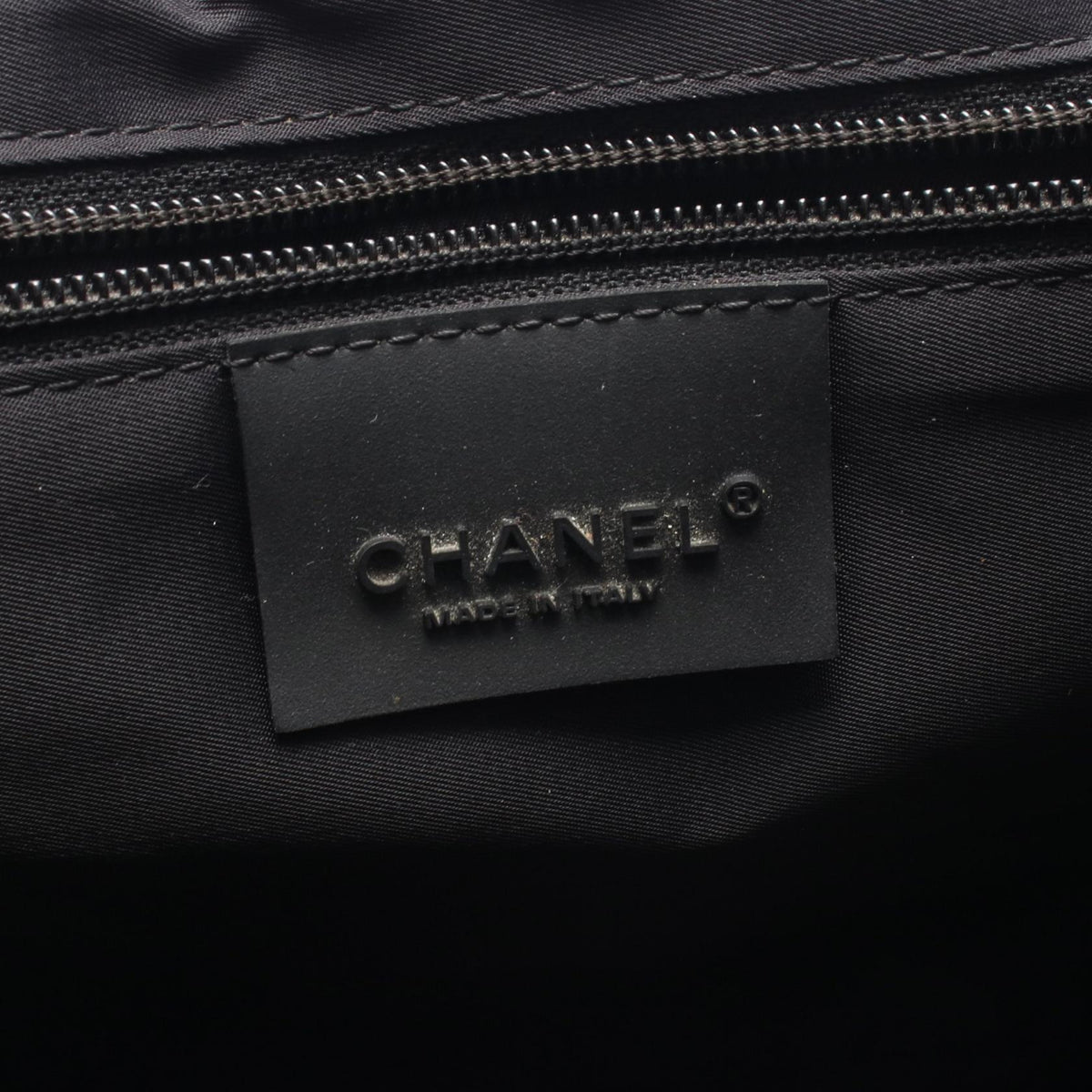 CHANEL Black Sports line messenger bag Nylon�leather�Feutre 2100301241299