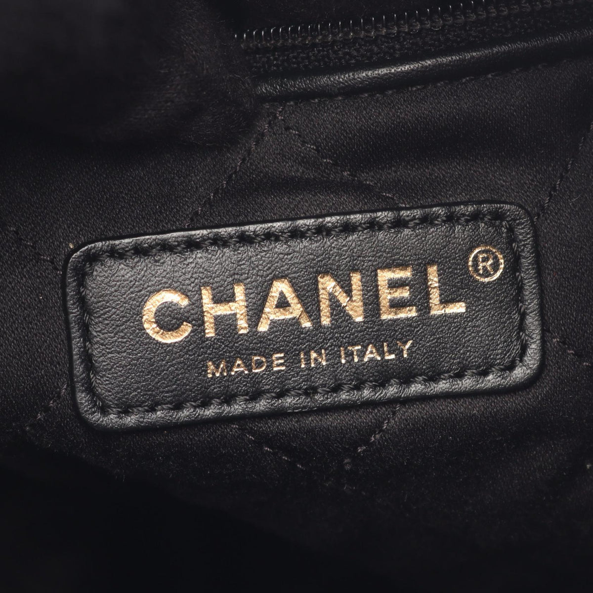 CHANEL Black chanel 22 small leather 2101219873466