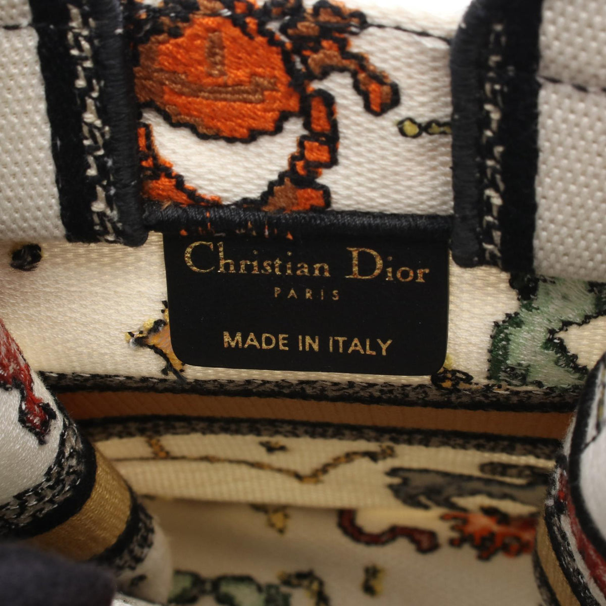 Dior BOOK TOTE Mini Handbag White/Black/Multicolor canvas 2101219153643