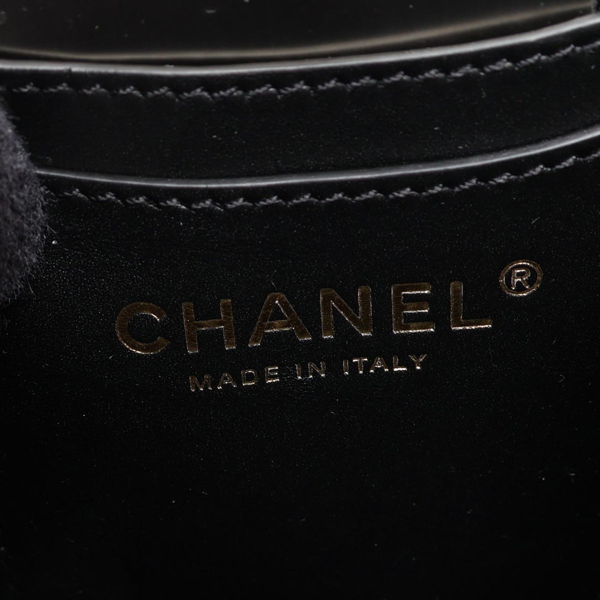 CHANEL Black Matelasse Small Vanity Lambskin (sheep leather) 2101219785646