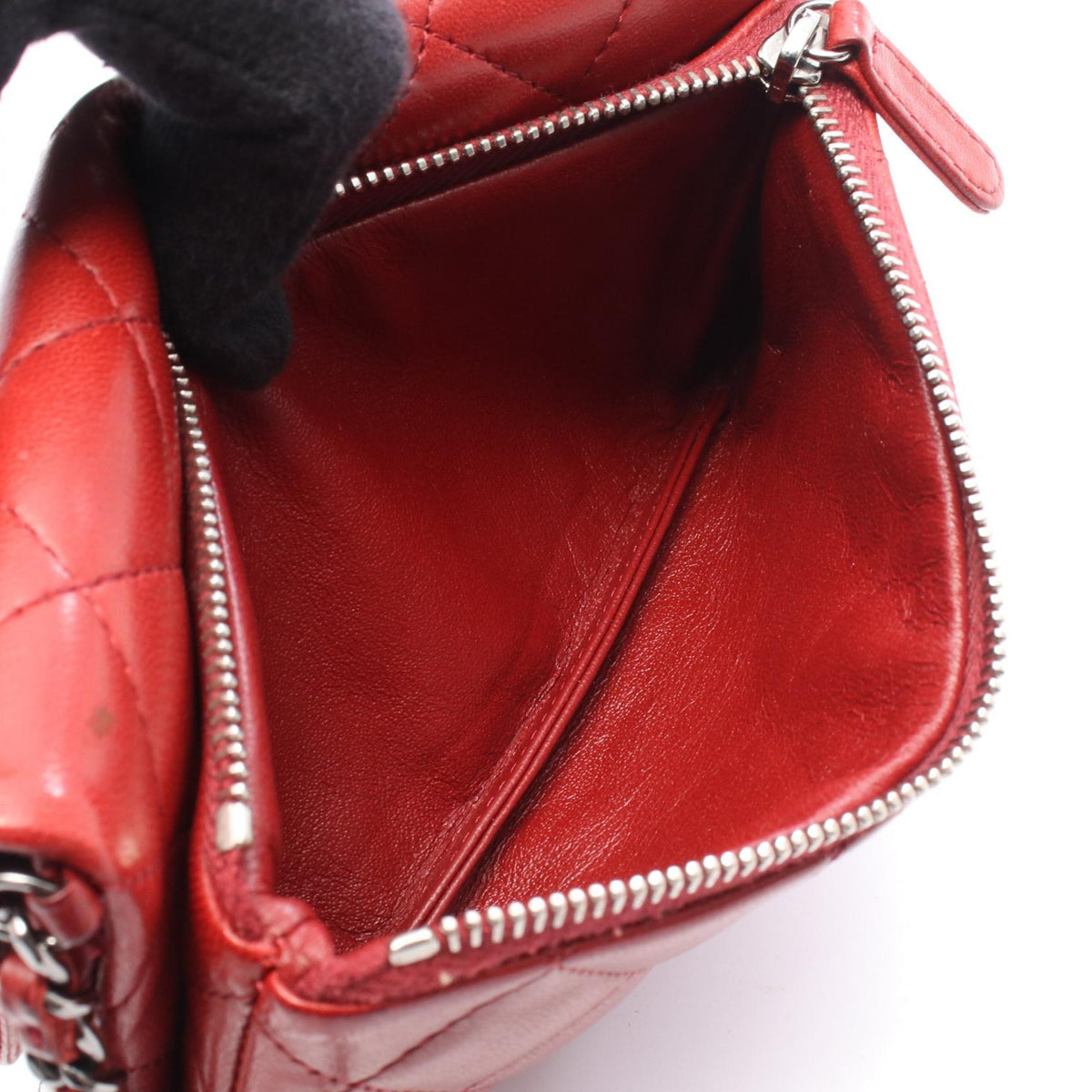 CHANEL Red Matelasse Small Chain Shoulder Lambskin (sheep leather) 66251 2101220016333