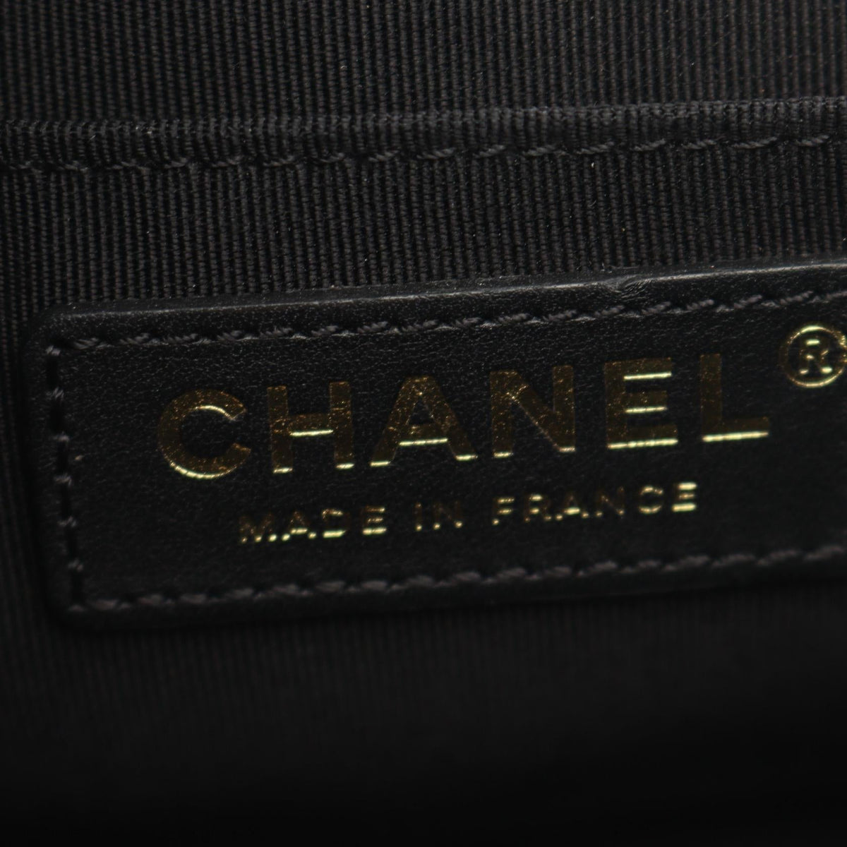 CHANEL Black/Bordeaux Matelasse small bucket bag Lambskin (sheep leather) 2101219997360