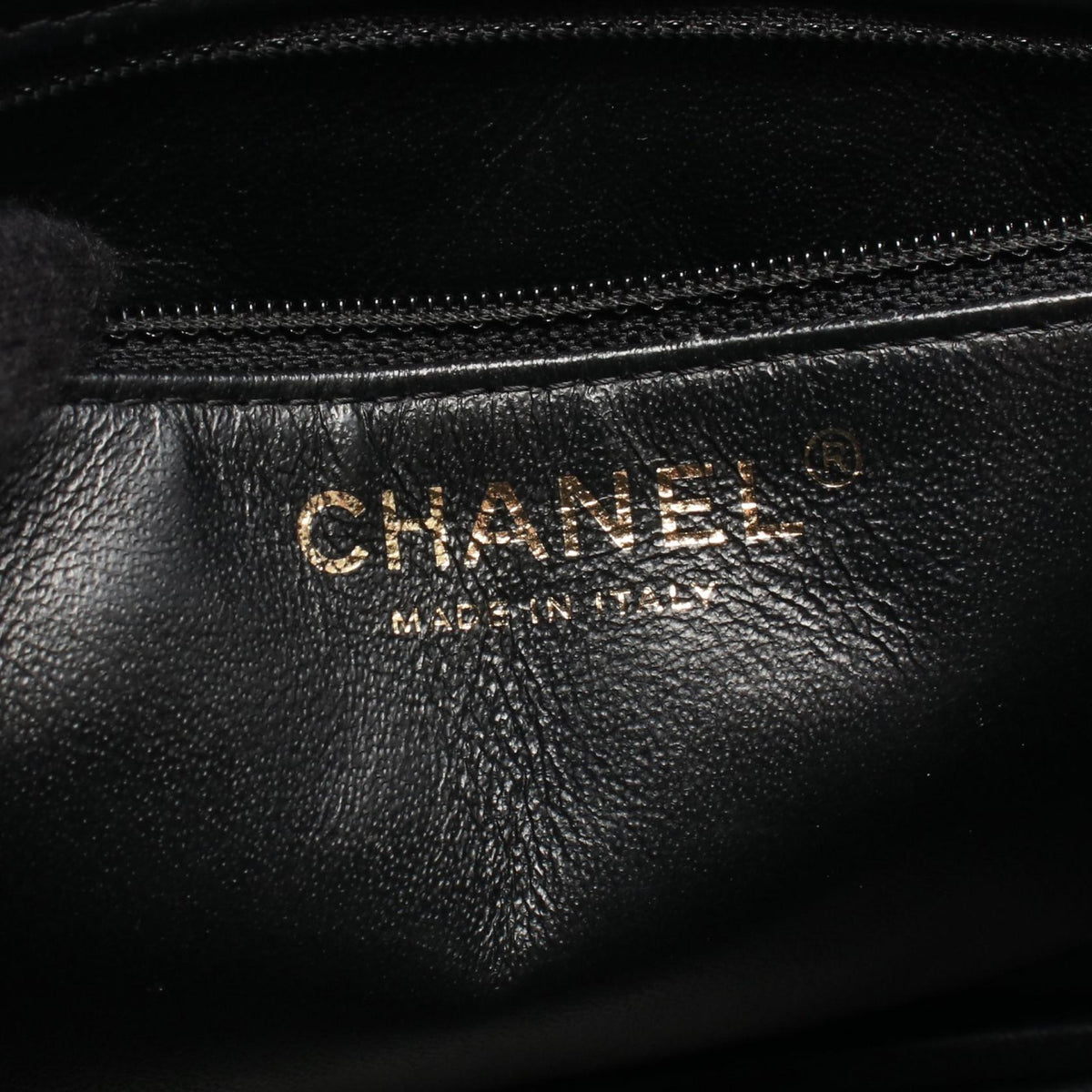 CHANEL Black Matelasse camera case Grained Calfskin leather 2106800640809
