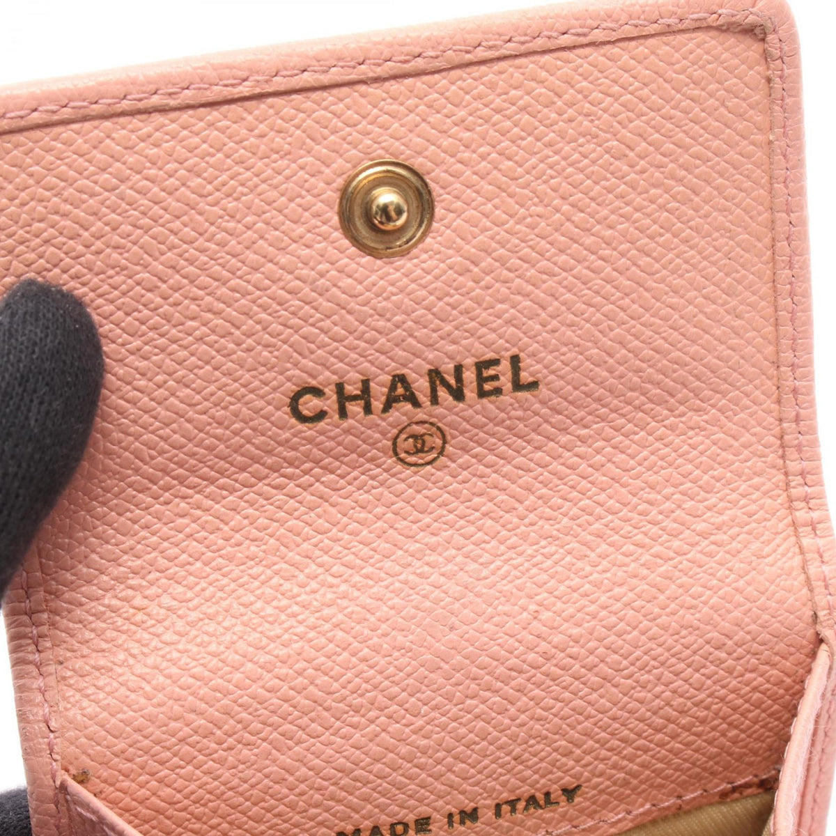 CHANEL Pink COCO Button leather 2118800157270