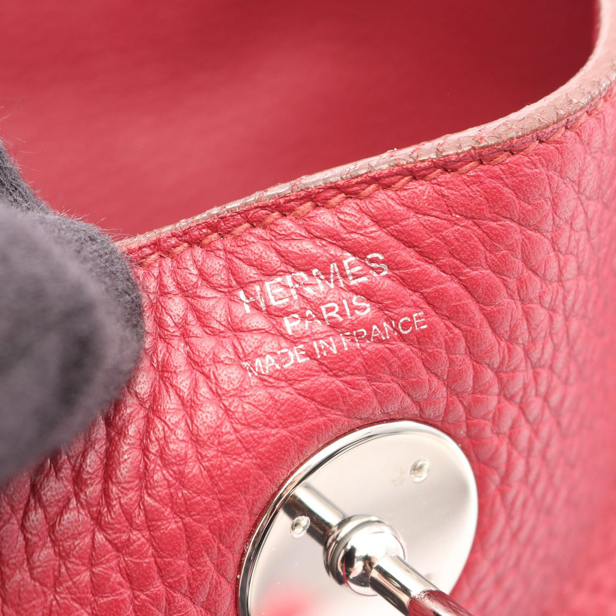 HERMES Lindy26 Ruby Shoulder BagBordeaux Bordeaux Bordeaux Taurillon Clemence Other Taurillon Clemence 2120100035318