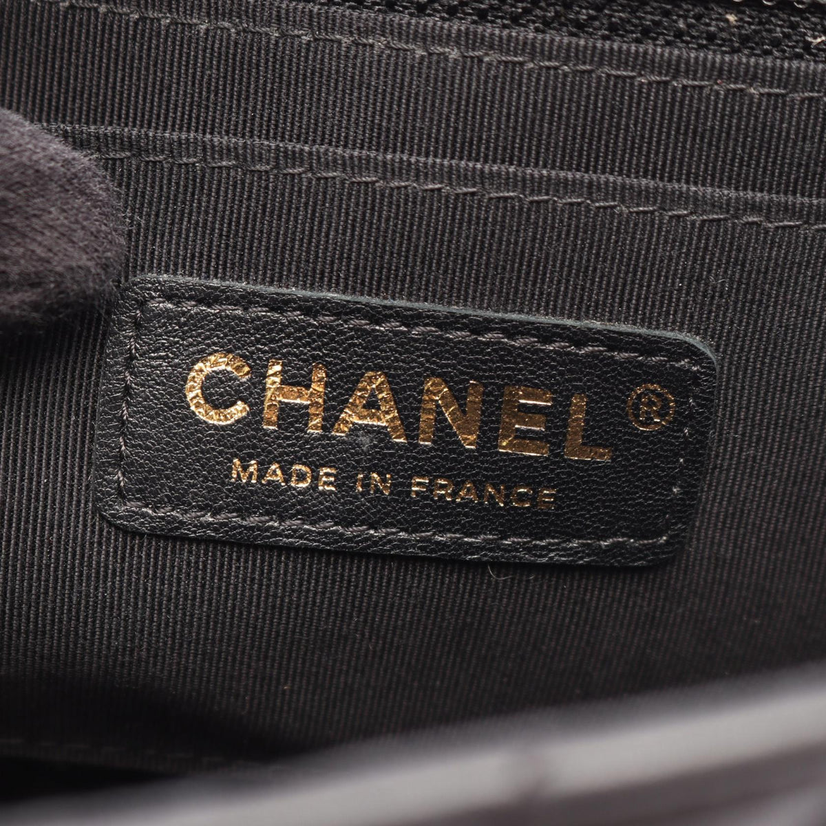 CHANEL Black Chevron V Stitch Lambskin (sheep leather) 2104102537452