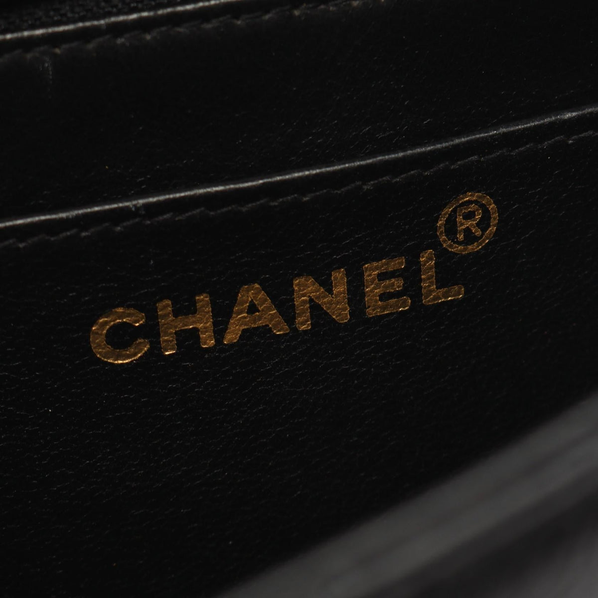 CHANEL Black Matelasse Grained Calfskin leather 2101220101930