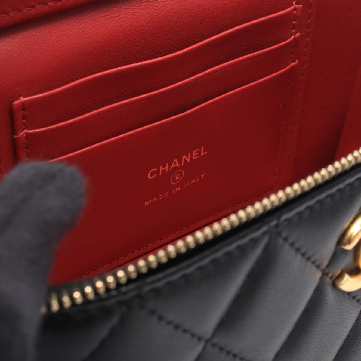 CHANEL Black Matelasse vanity Lambskin (sheep leather) AP3301 2120300060134