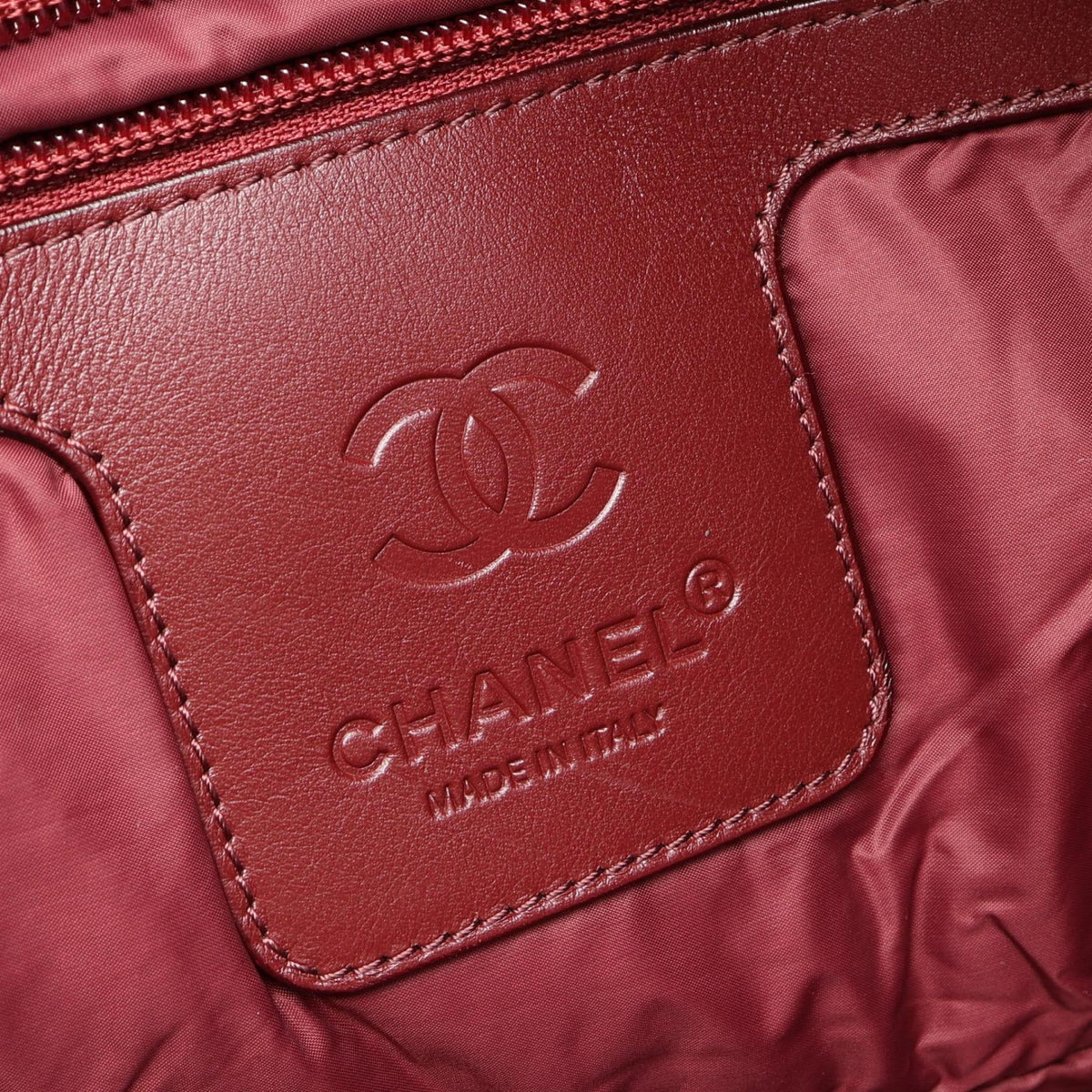 CHANEL Black Coco Cocoon MM Nylon leather A48611 2106800644678