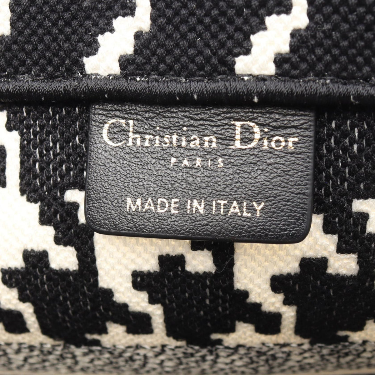 Dior BOOK TOTE Medium Houndstooth Pattern Tote Bag White/Black canvas 2101220152550