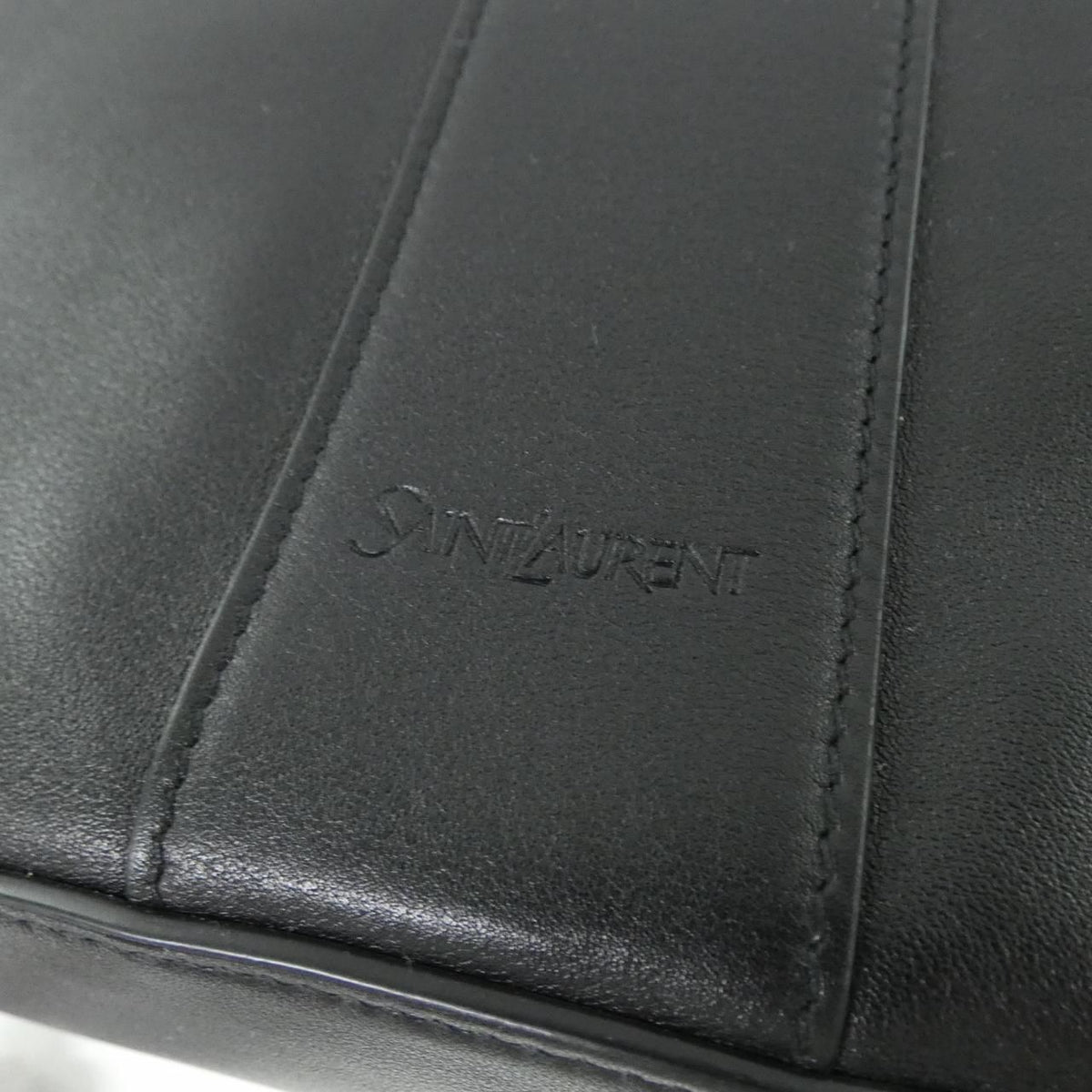 Saint Laurent Y HOBO Leather Shoulder Bag