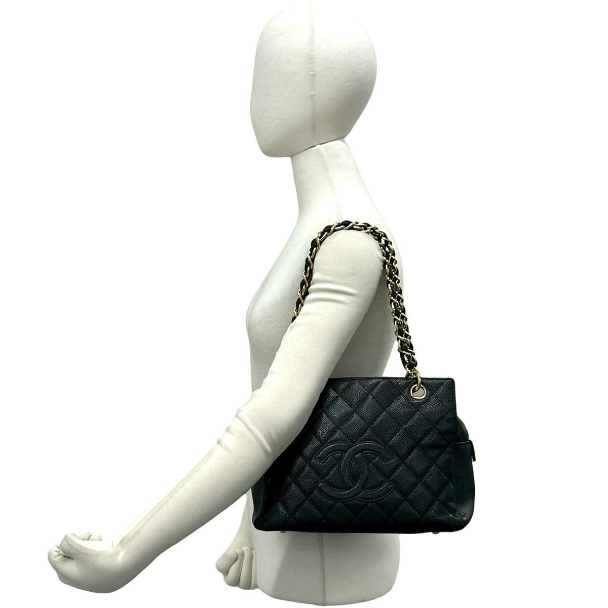 Chanel Caviar Skin Shoulder Bag
