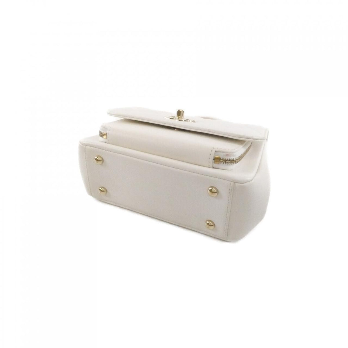 Chanel Caviar Skin Shoulder Bag