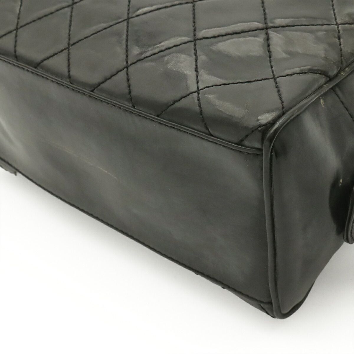 Chanel Matelasse Patent Cosmetic Pouch