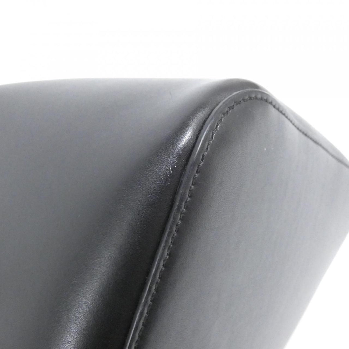 Loewe Pebble Bucket Bag Medium Calf Shoulder Bag