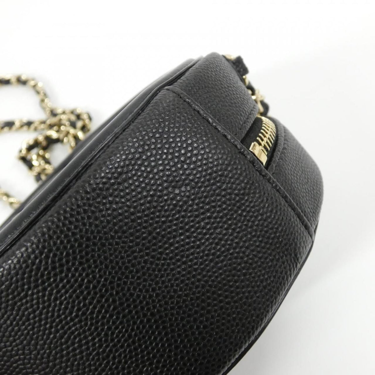 Chanel Caviar Skin Shoulder Bag