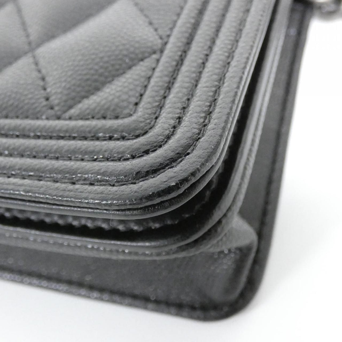 Chanel Boy Chanel Caviar Skin Chain Wallet