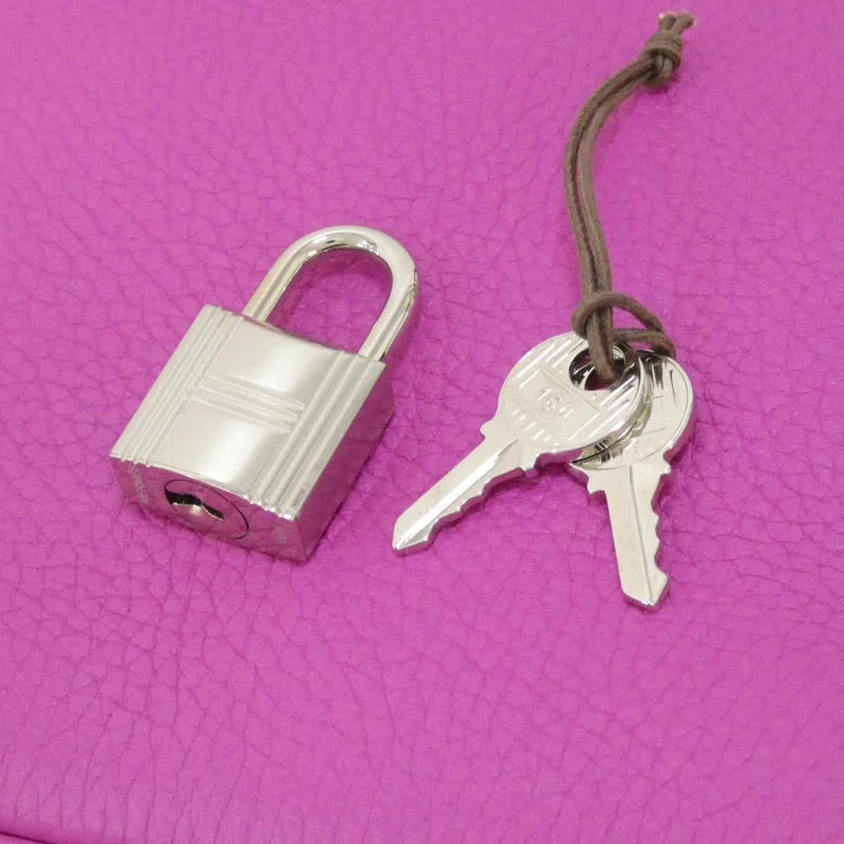 Hermes Picotin Lock MM Clemence Tote Bag