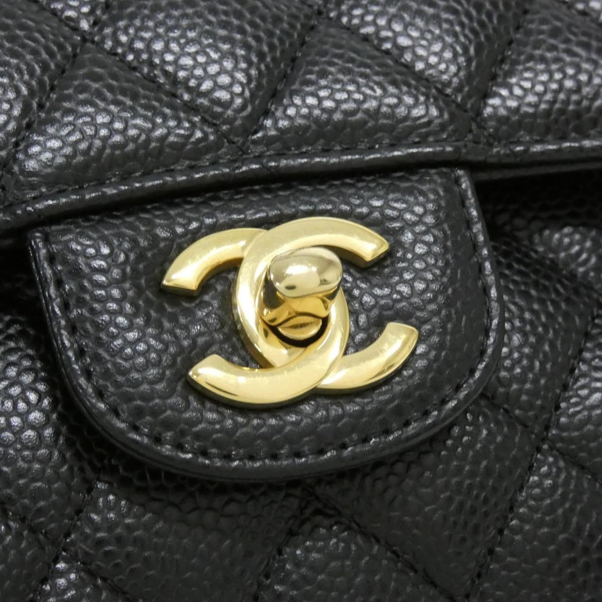 Chanel Caviar Skin Shoulder Bag