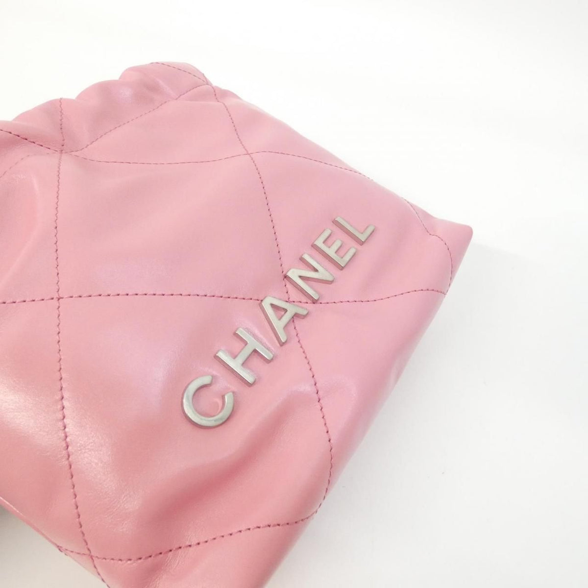 Chanel Chanel 22 Calf Shoulder Bag