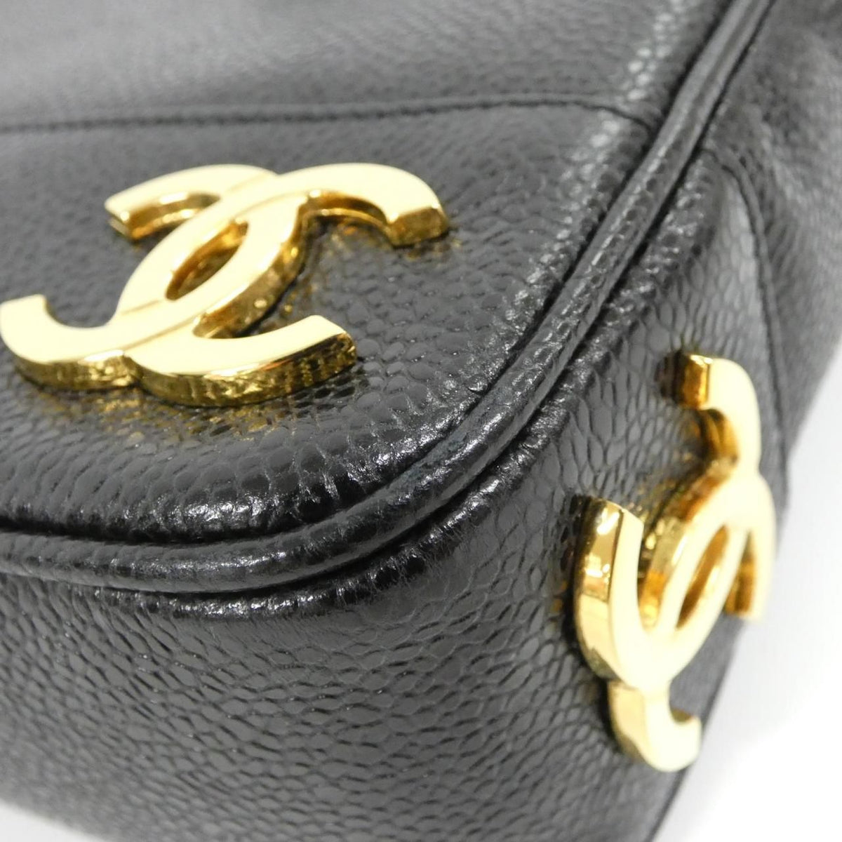 Chanel Caviar Skin Shoulder Bag