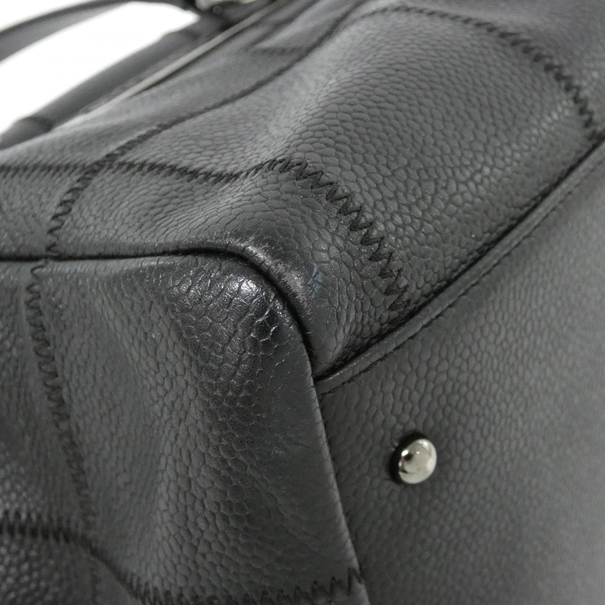 Chanel Caviar Skin Shoulder Bag