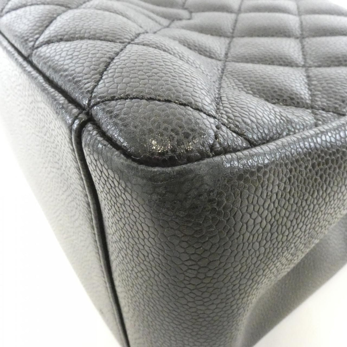 Chanel Caviar Skin Shoulder Bag